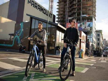 Top Bici Elettrica Offerte Riducono Enormi Costi Urbani Velocemente